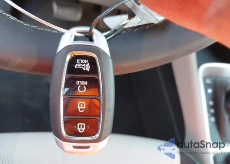 2025 Hyundai Venue Sel from USA, damaged, VIN KMHRC8A36SU405843